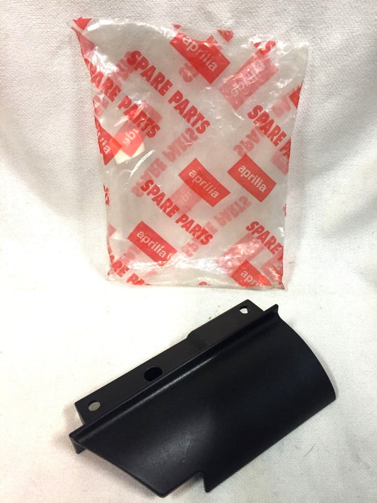 AP8163474 ORIGINAL APRILIA SPORT CITY 125 -200 -04 SX INNER CLAMP