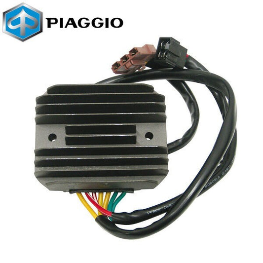 639110  REGOLATORE DI TENSIONE ORIGINALE PIAGGIO PER PIAGGIO /APRILIA /GILERA  *