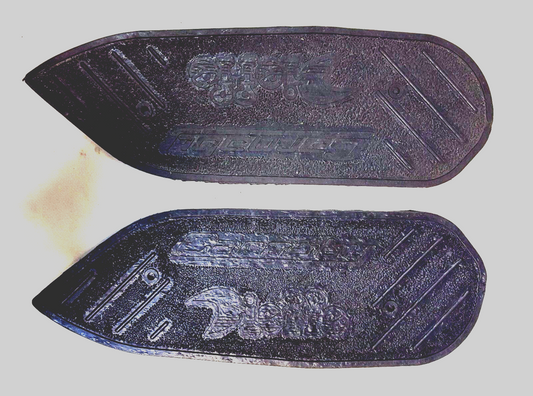 CP MATS FOOTREST DX-SX PIAGGIO CARNABY 125 200 250 CRUISER 300