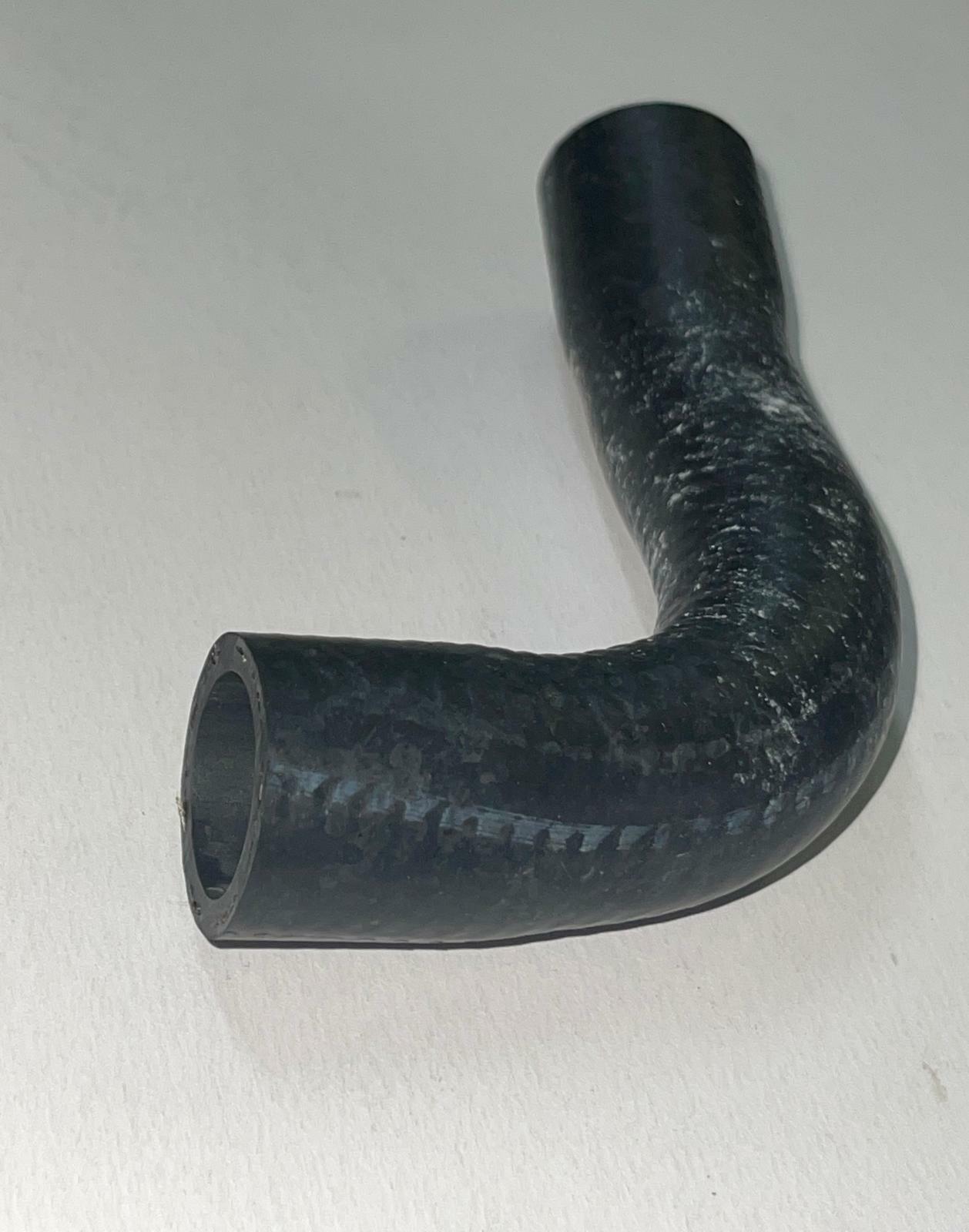 827207 ORIGINAL WATER PUMP HOSE Piaggio Vespa GTS 125 2007/2012