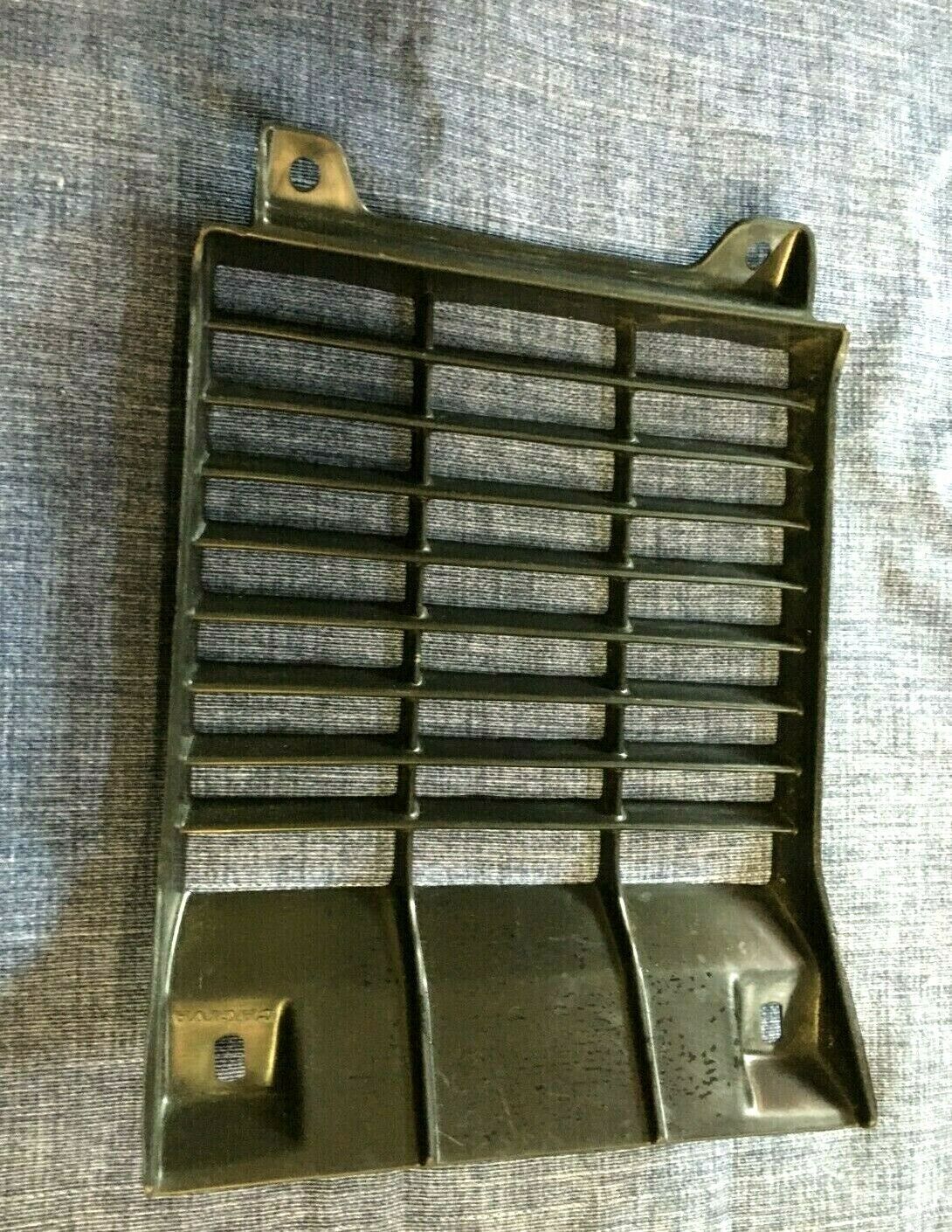 BLACK RADIATOR GRILLE CAGIVA FIN GOLD 125 S2 1986 M8 ENGINE