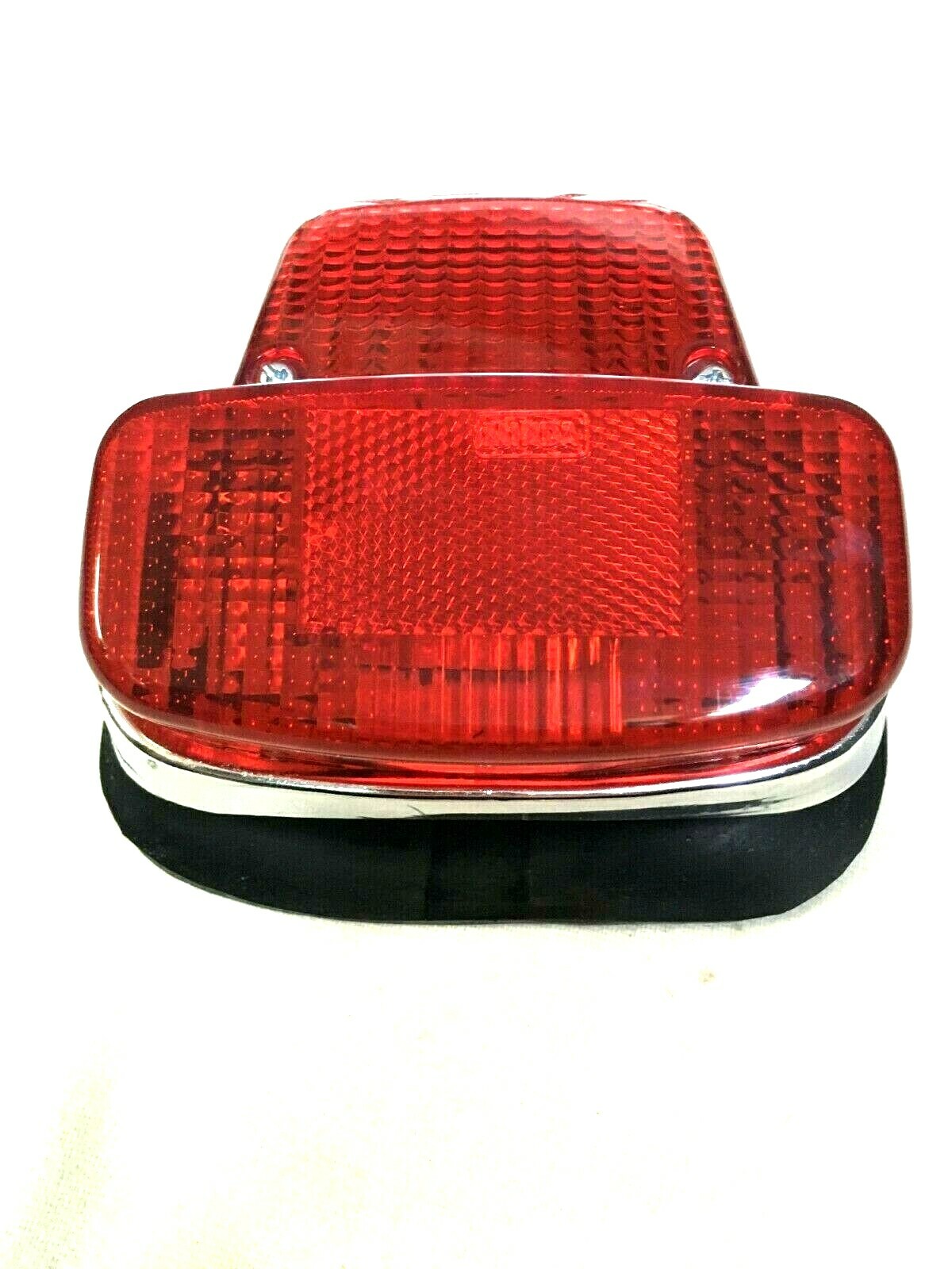 CHROME METAL TAILLIGHT VESPA 125 SUPER -GT-RALLY 180