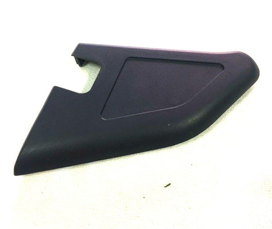 50712KPR900ZB COPERCHIO INFERIORE POGGIAPIEDE DX HONDA SH 125-150 ANNO 2004