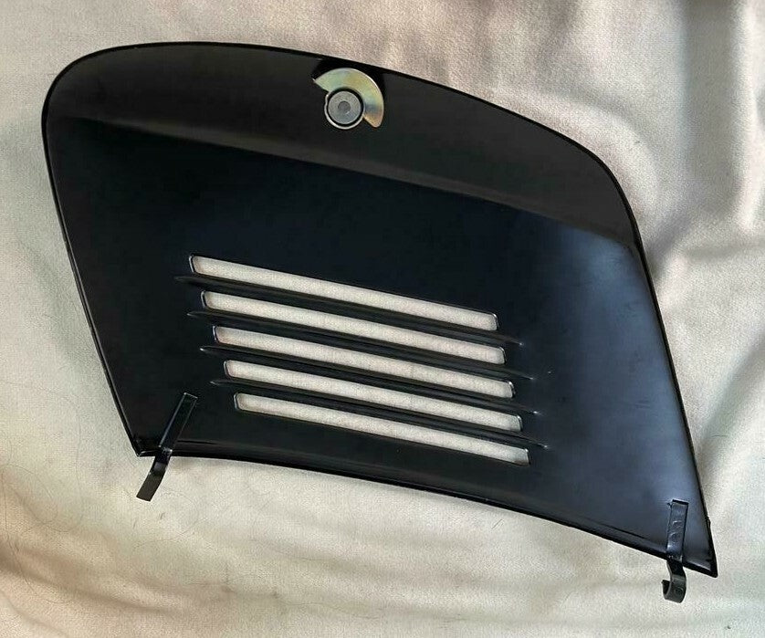 SPORTELLO LATERALE CON LEVETTA  COFANO MOTORE PER VESPA 50 SPECIAL  ET3 125