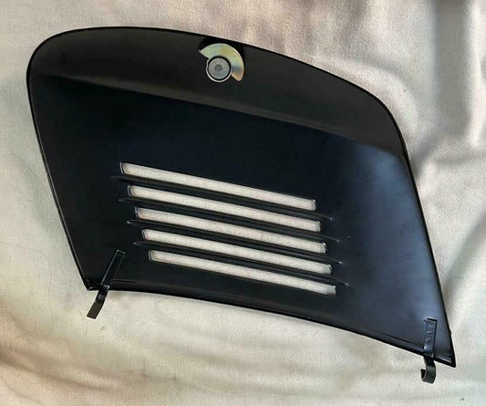 SPORTELLO LATERALE CON LEVETTA  COFANO MOTORE PER VESPA 50 SPECIAL  ET3 125