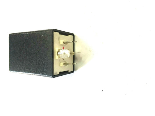 T-251  INTERM. ELETTR.12 V CORRENTE CONTINUA PIAGGIO VESPA PK 50-80-100-125