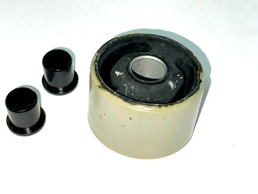 SUPPORTO MOT. SILENT BLOCK CON BOCCOLE PIAGGIO PER BEVERLY  VESPA 125 GT -