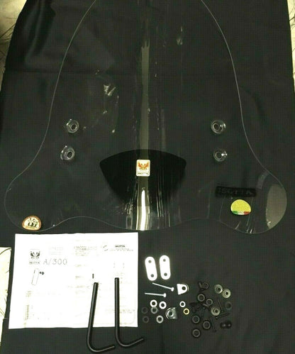 E41 ISOTTA WINDSCREEN FOR YAMAHA BOOSTER 50 COMPLETE WITH ATTACHMENTS*
