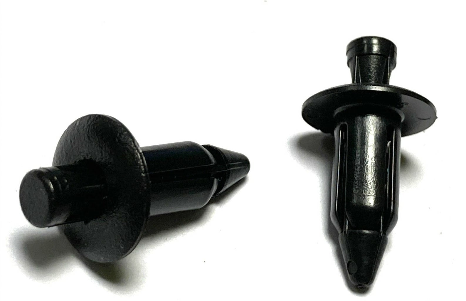 RIVETTO ORIGINALE YAMAHA PER CARENE MOTO 2 mm