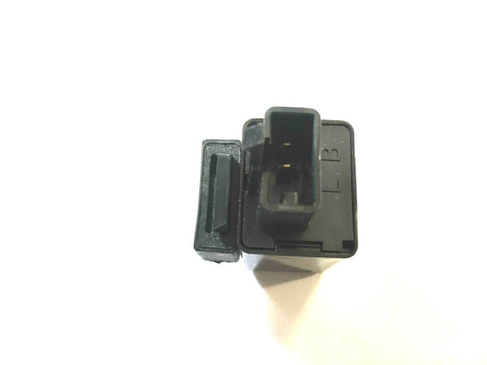 V736100105 RELE' INTERMITTENZA FRECCE  YAMAHA T-MAX 500 2001-2002-2003