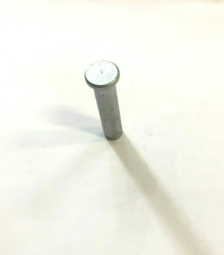 AP8134829 PASSENGER PLATFORM PIN DX-SX ORIGINAL APRILIA PEGASO 650 ROAD 05/07 *