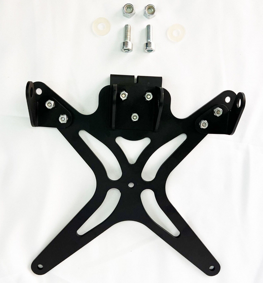 UNIVERSAL LICENSE PLATE HOLDER FOR MOTORCYCLES AND SCOOTERS *