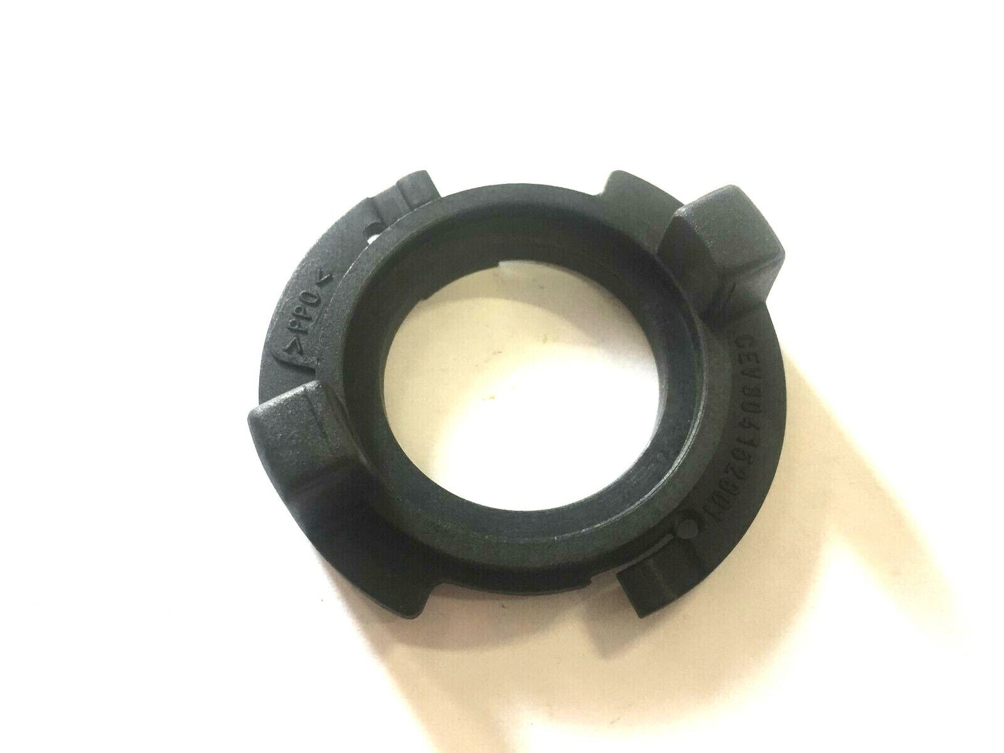 AP8224209 LAMP HOLDER X LAMP HS1 H4 APRILIA PEGASO 650-SCARABEO 125/150/200