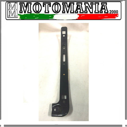 CM0140025 SLEEPERS RIGHT FOOTREST Piaggio Beverly 500 2004