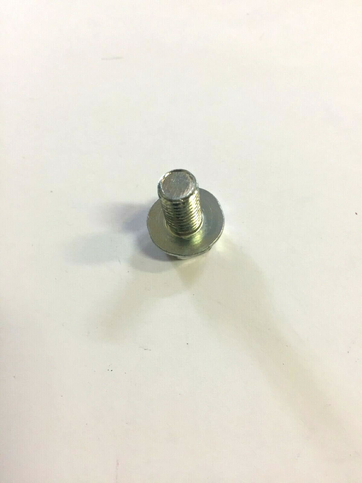 AP8206203 FLANGED SCREW M 8X1.25 APRILIA GULLIVER 50 RALLY 50 SONIC 50